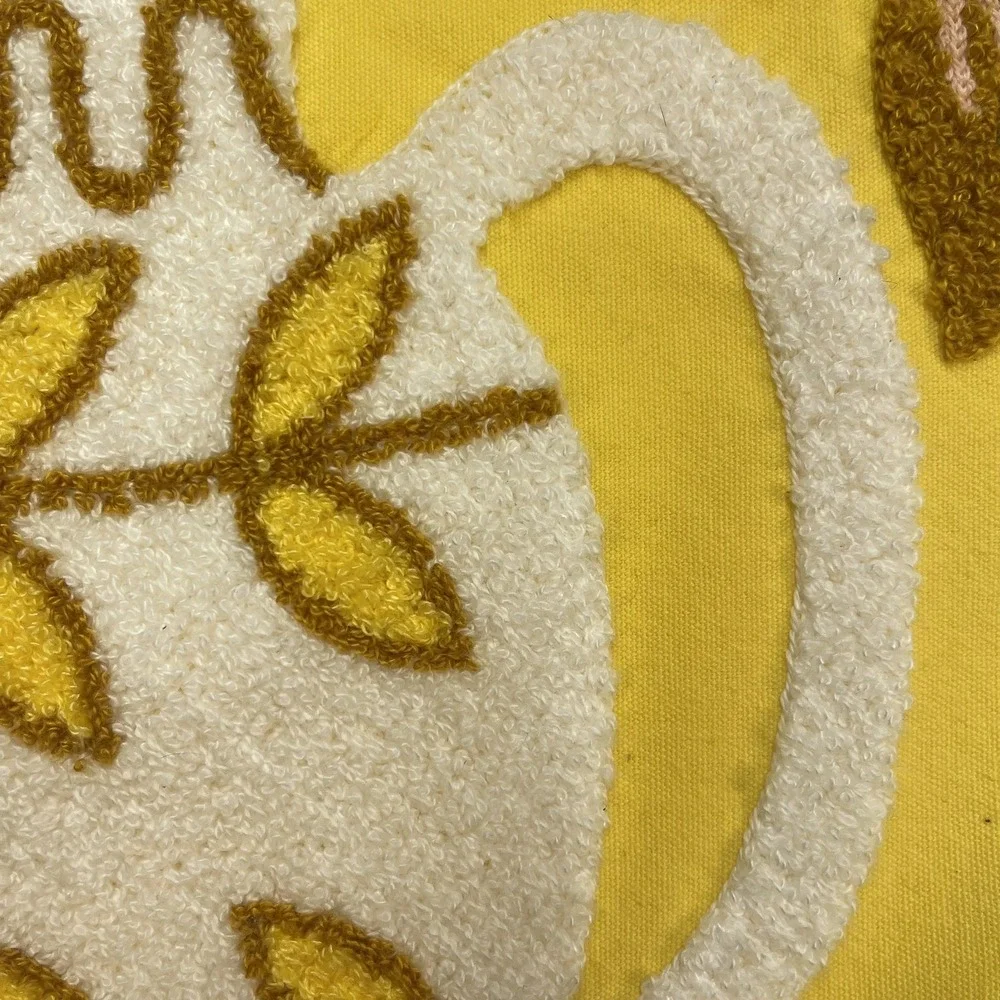 VTG 70s Pillow Cover Boho Latch Hook Rug Vase Yellow MCM‎ Shag 16